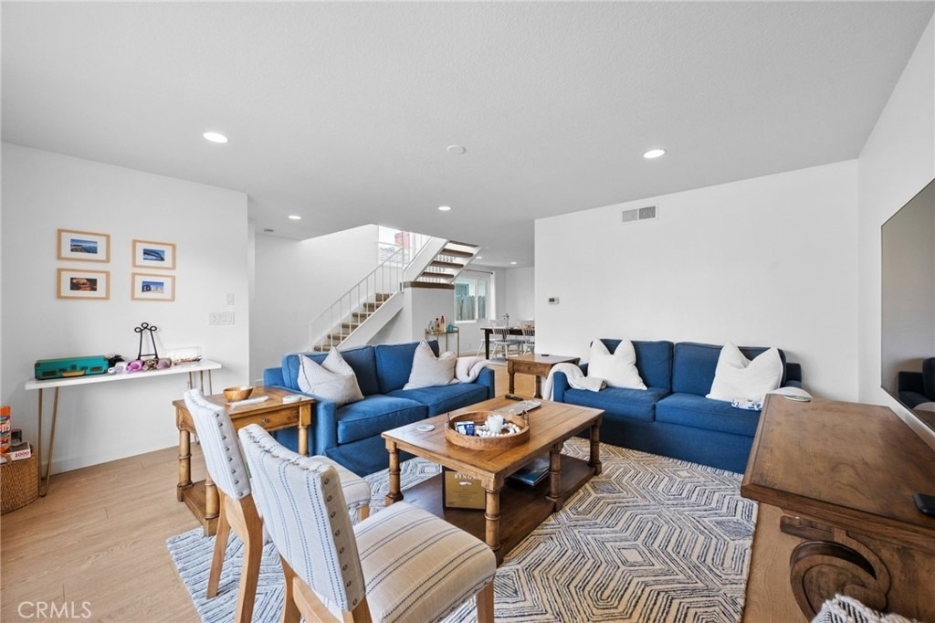 602 Marguerite - Photo 1