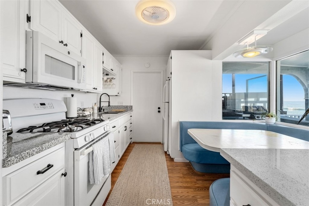 35697 Beach Road - Photo 16