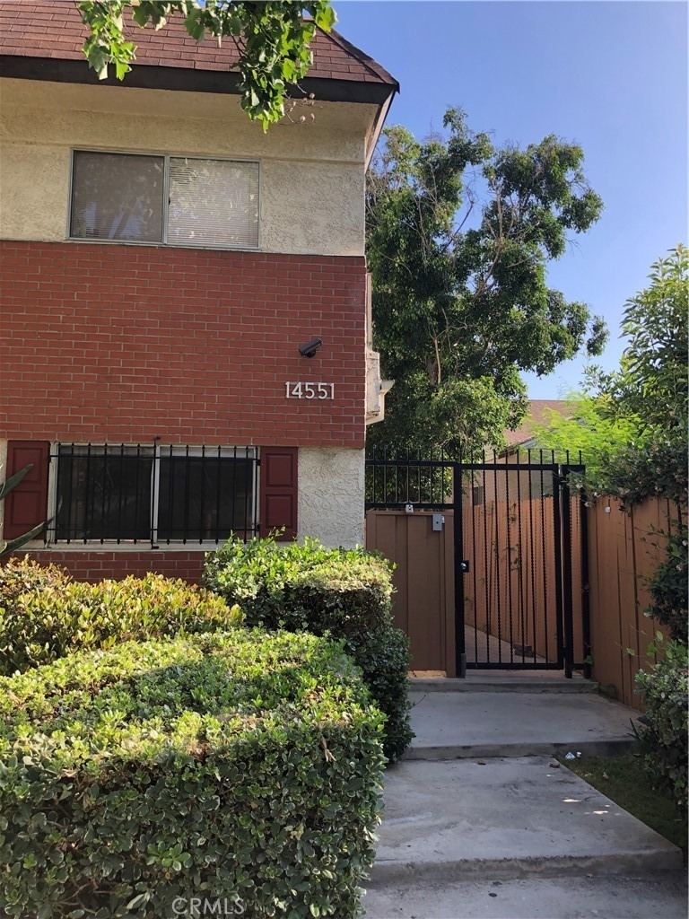 14551 Vose Street - Photo 0