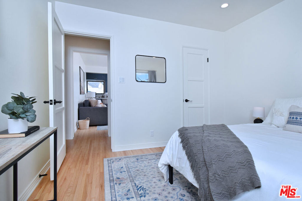 6167 Costello Avenue - Photo 23