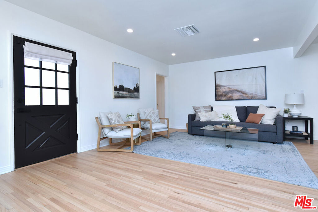 6167 Costello Avenue - Photo 9