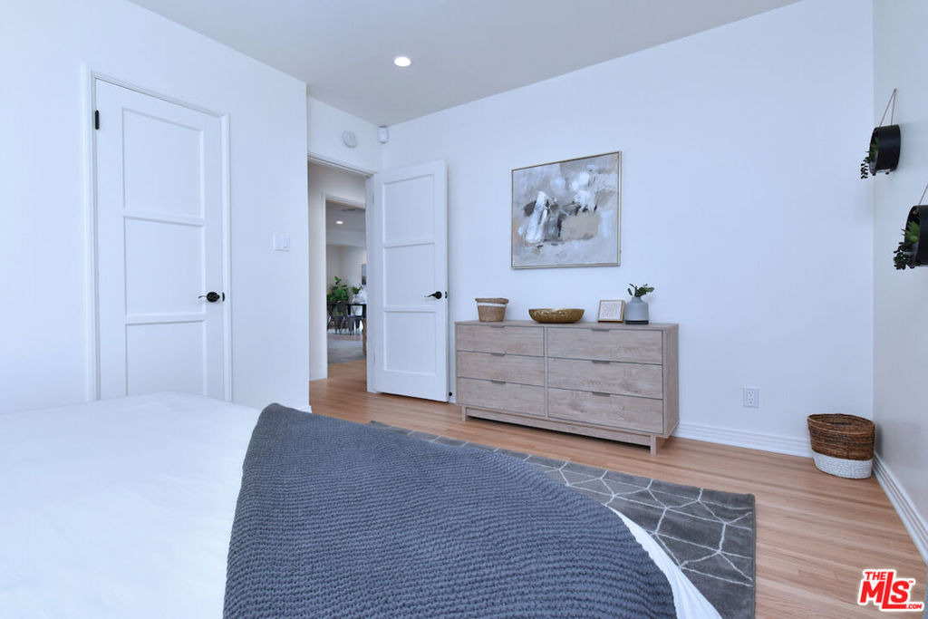 6167 Costello Avenue - Photo 29