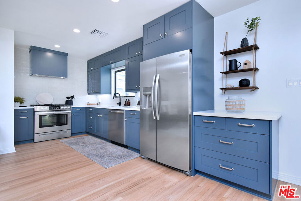 6167 Costello Avenue - Photo 19