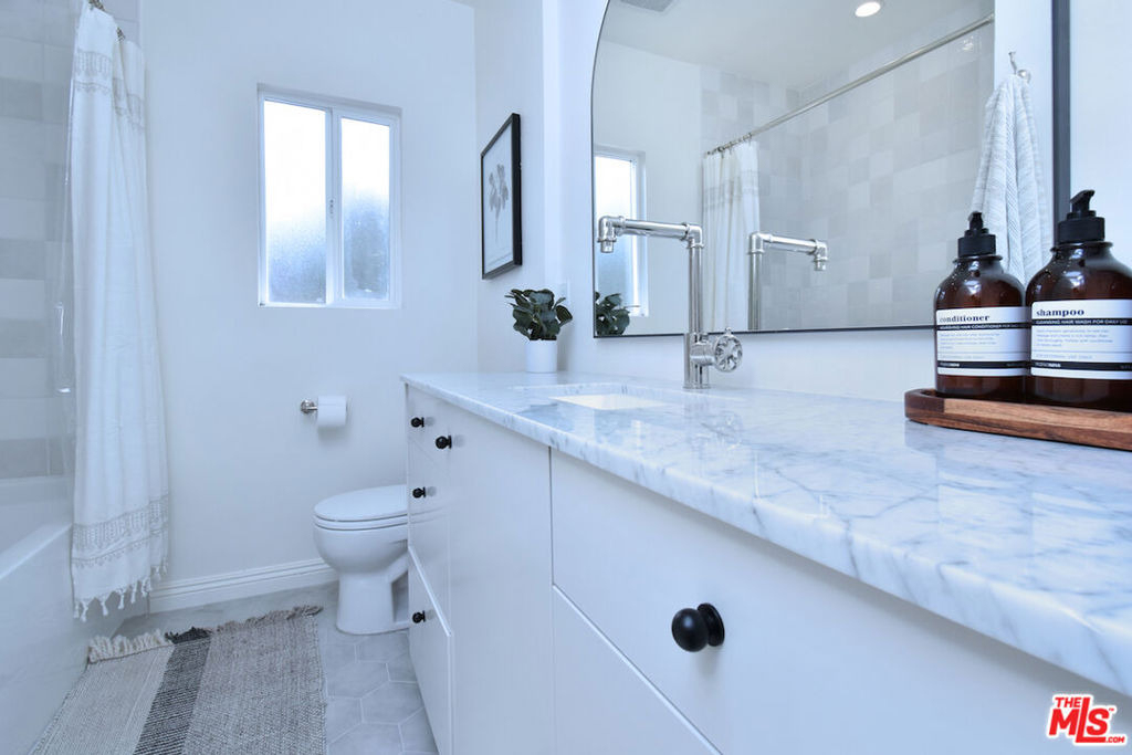 6167 Costello Avenue - Photo 25