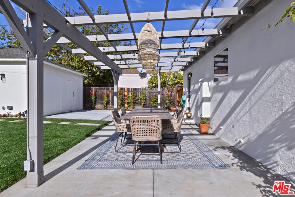 6167 Costello Avenue - Photo 38