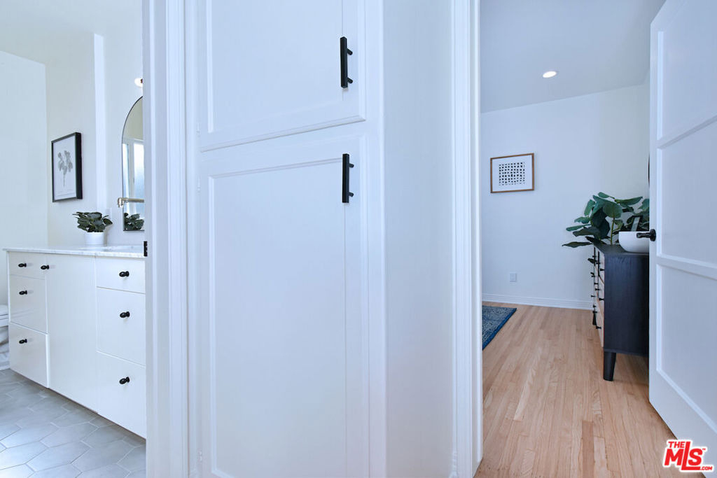 6167 Costello Avenue - Photo 24