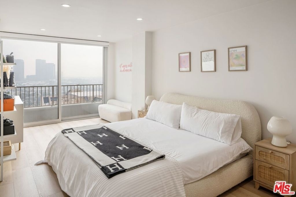 10501 Wilshire Boulevard - Photo 12