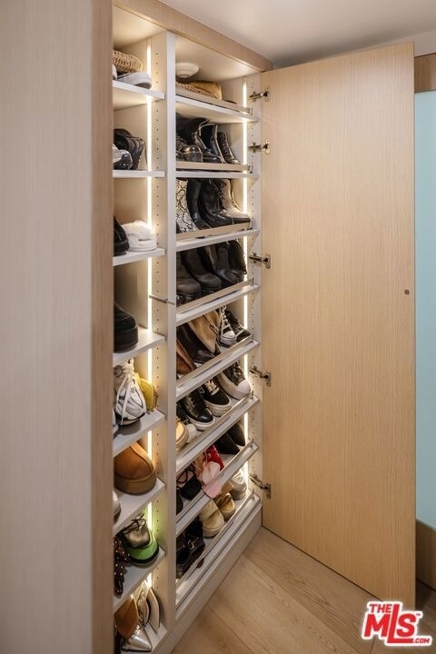 10501 Wilshire Boulevard - Photo 15