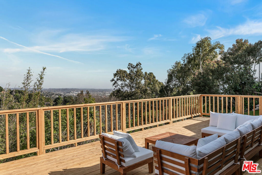2612 Carman Crest Drive - Photo 1