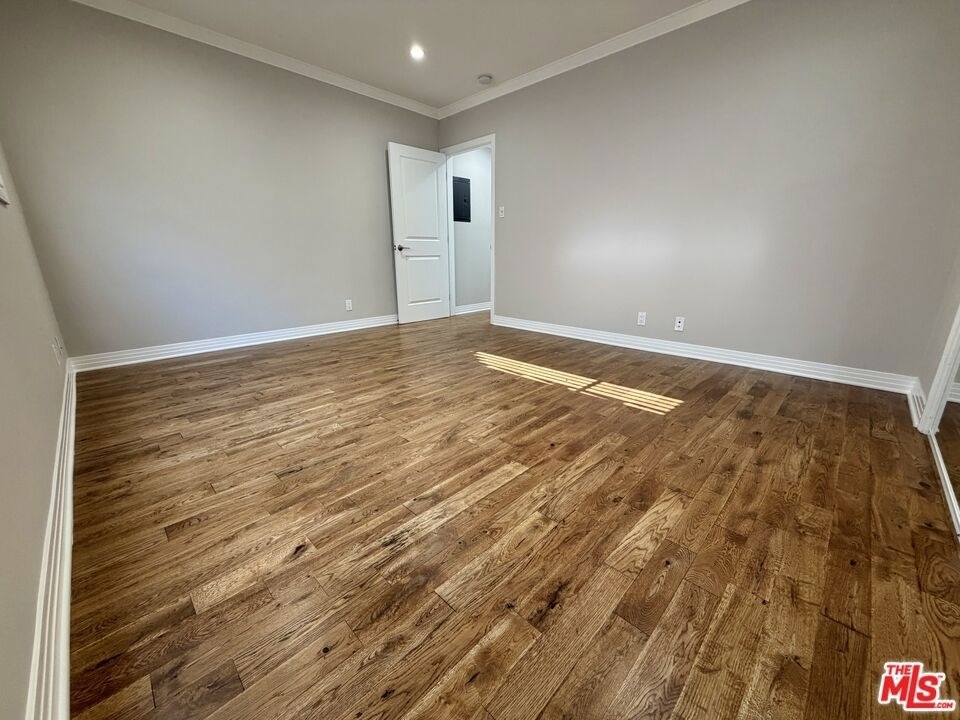 812 N Alfred Street - Photo 16