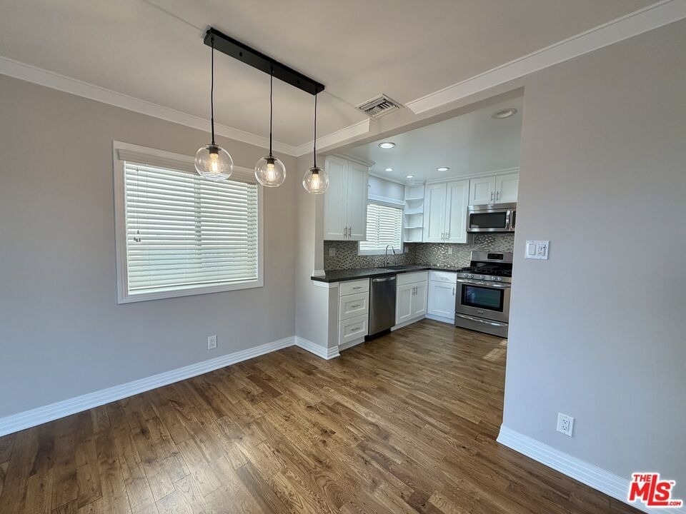 812 N Alfred Street - Photo 4