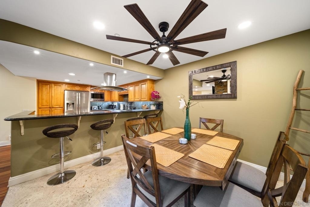 886 Felspar St - Photo 6