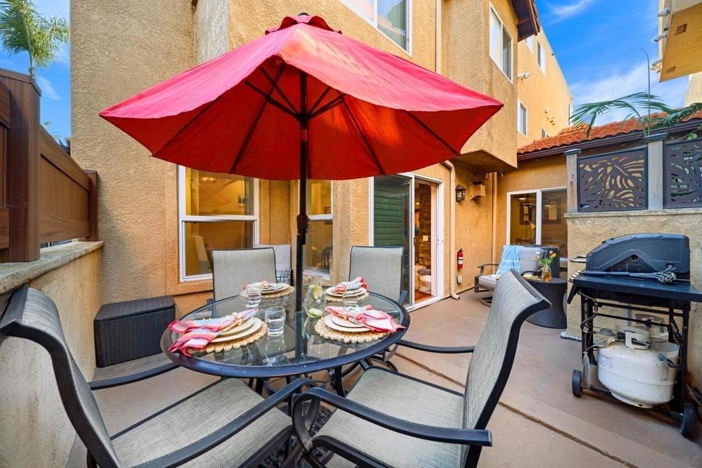 886 Felspar St - Photo 13
