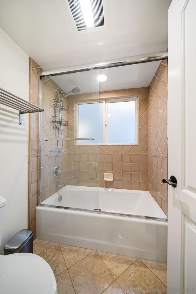 886 Felspar St - Photo 23