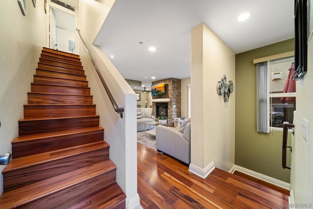 886 Felspar St - Photo 34