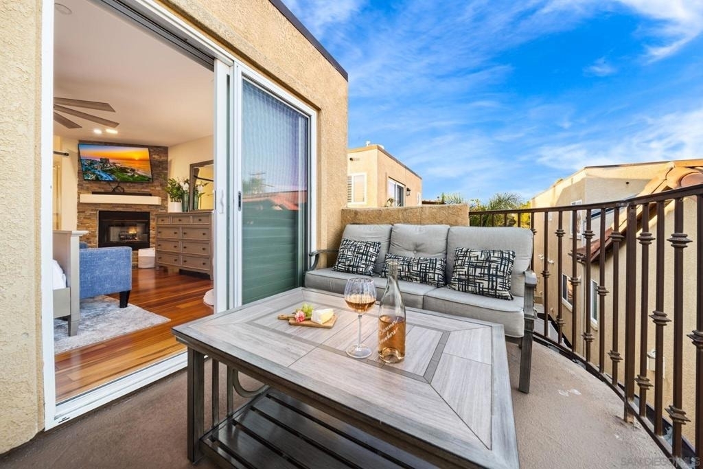 886 Felspar St - Photo 31