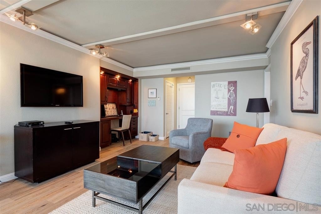 1720 Avenida Del Mundo - Photo 12