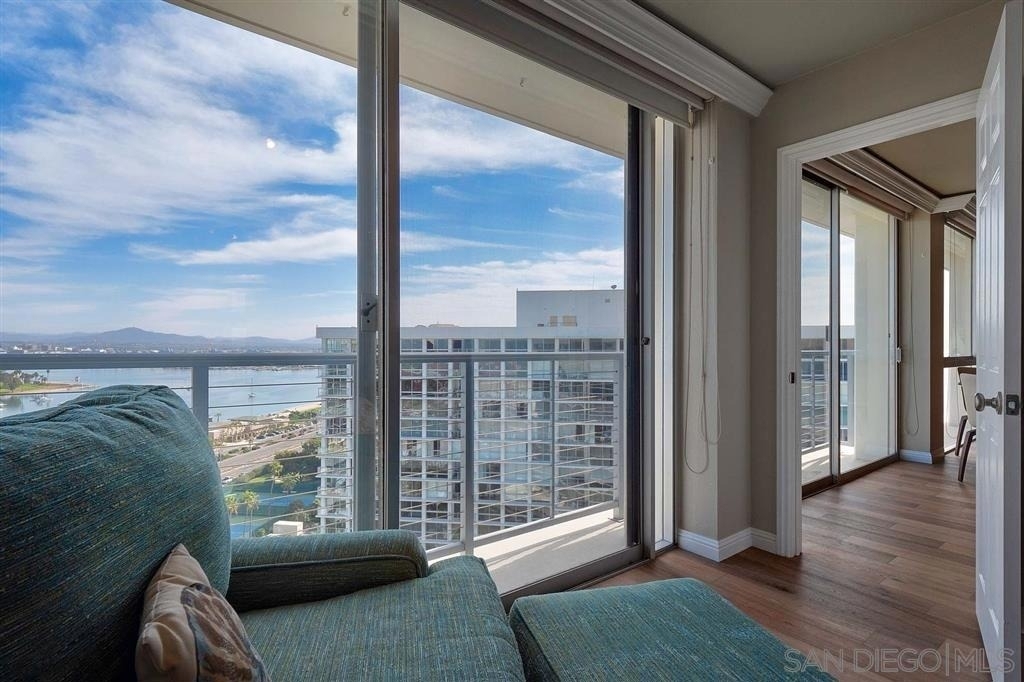 1720 Avenida Del Mundo - Photo 18
