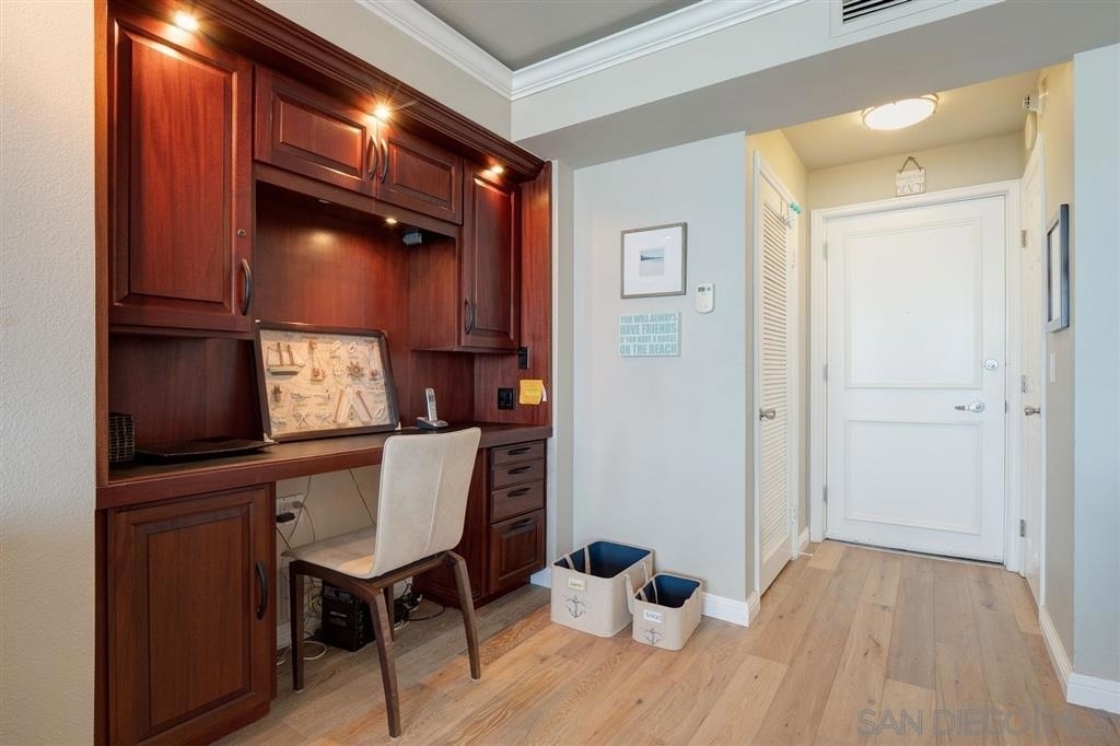 1720 Avenida Del Mundo - Photo 10