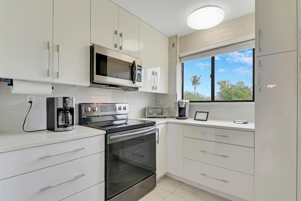 360 Bella Vista Court N - Photo 11