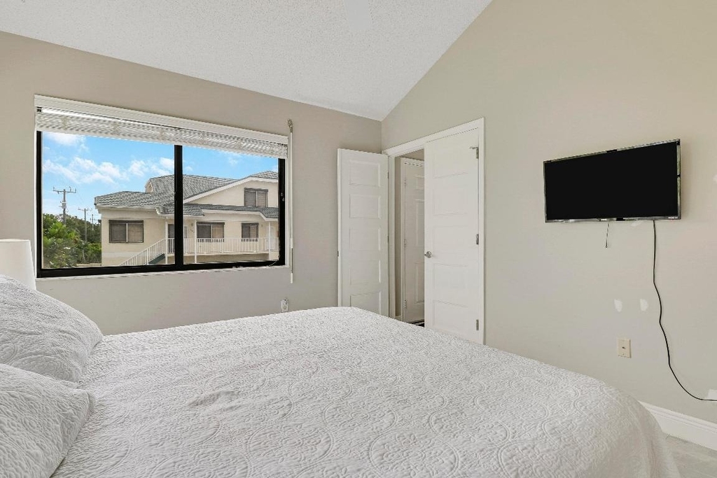 360 Bella Vista Court N - Photo 13