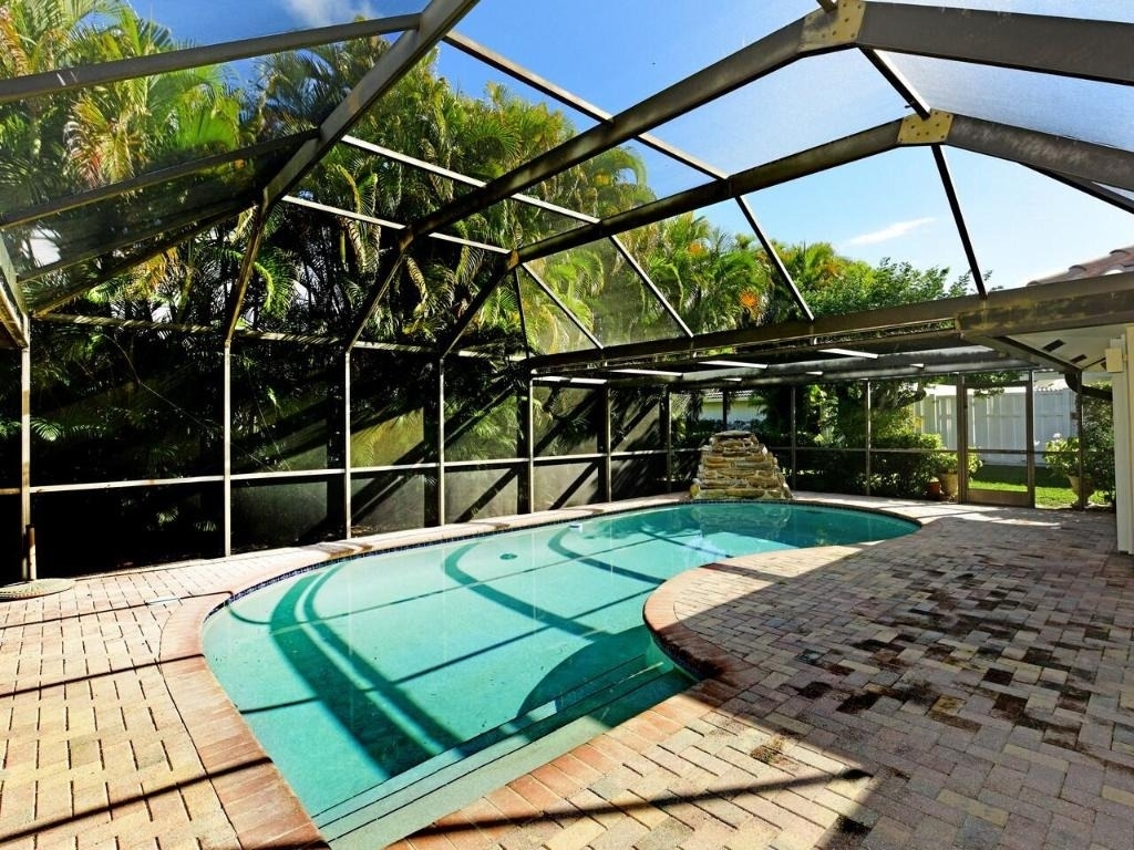 5979 Pinebrook Drive - Photo 2