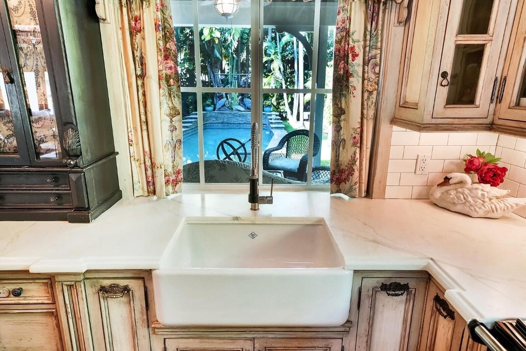 137 S Oak Street - Photo 38