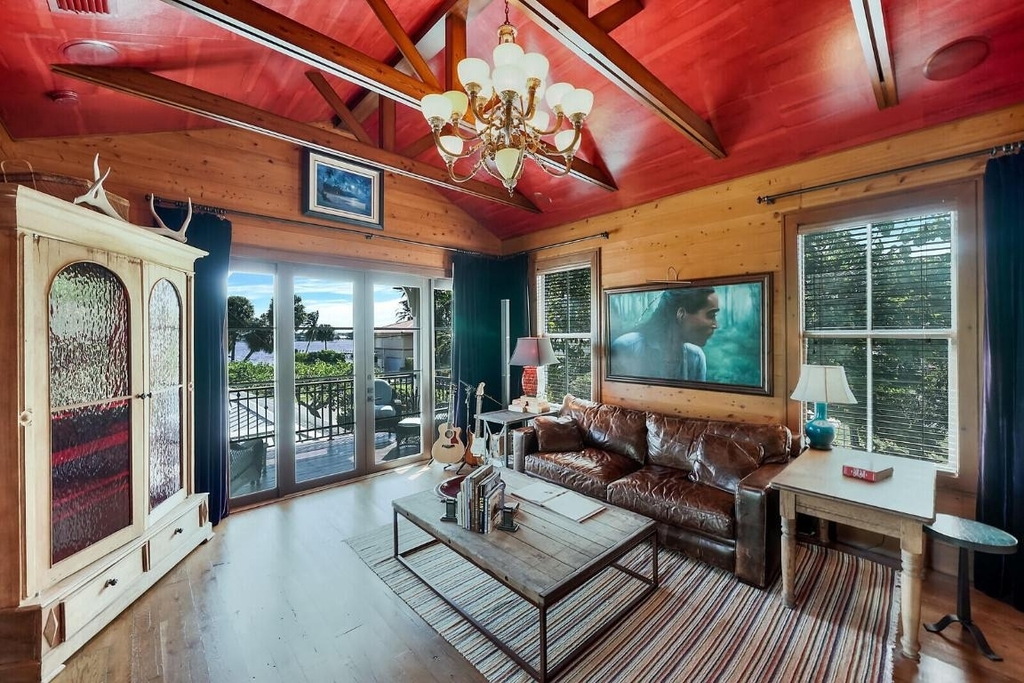137 S Oak Street - Photo 16
