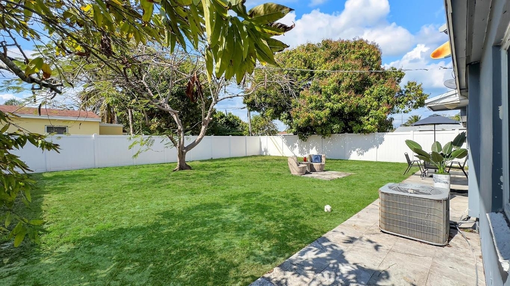 3331 Lake Avenue - Photo 20