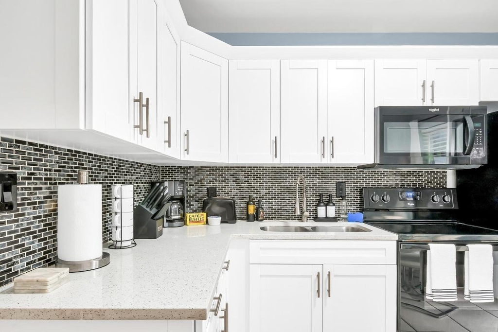 3331 Lake Avenue - Photo 7