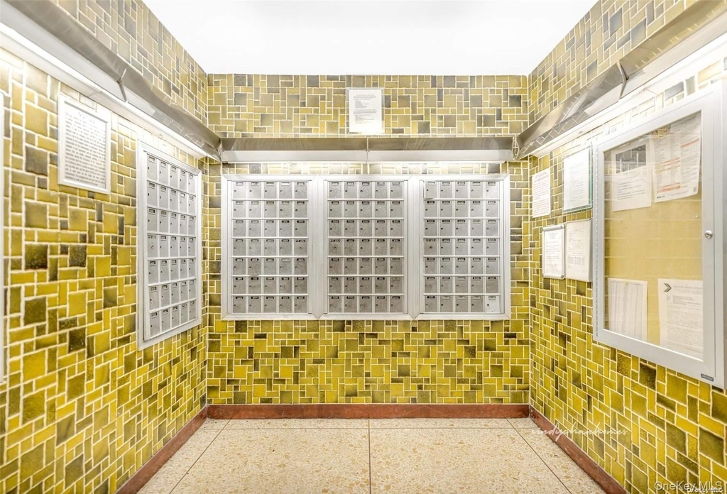61-20 Grand Central Parkway - Photo 1