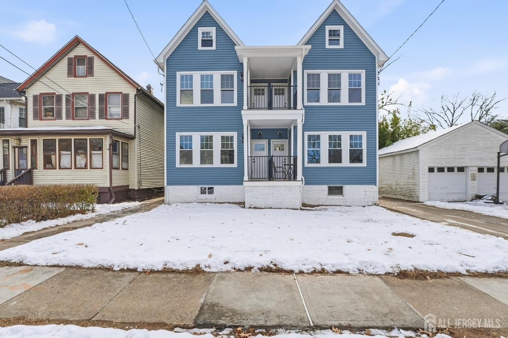 212 Montgomery Street - Photo 24
