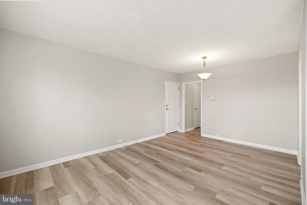 235 N George Mason Drive - Photo 13