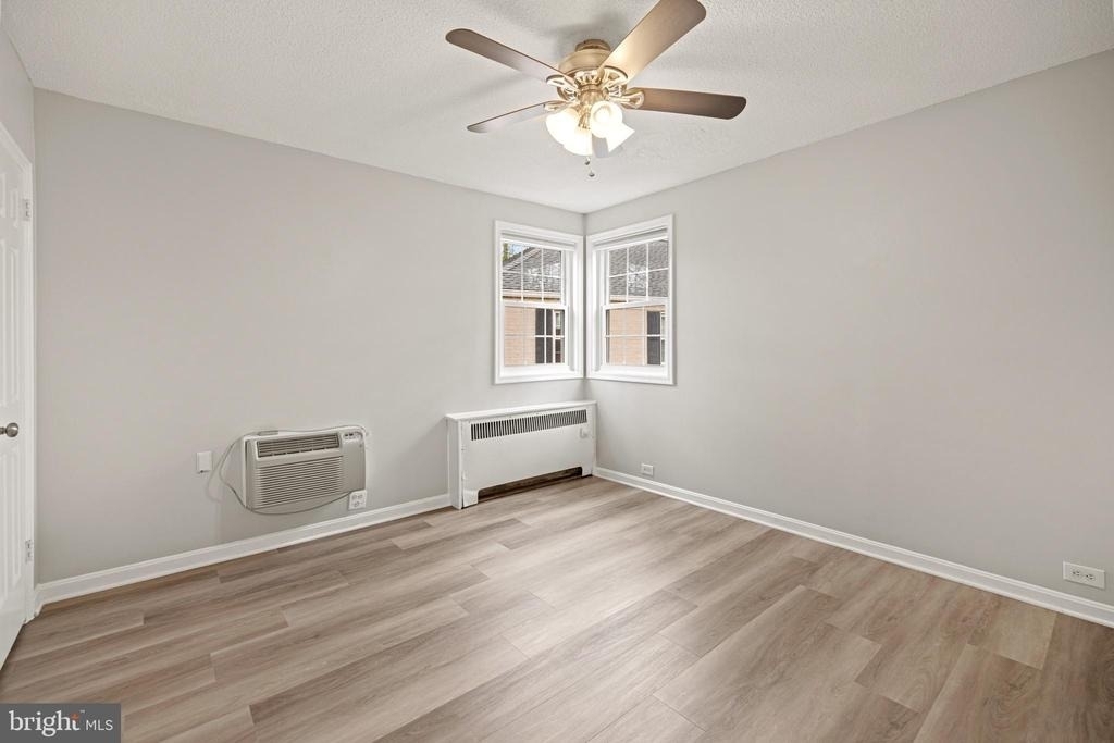 235 N George Mason Drive - Photo 18
