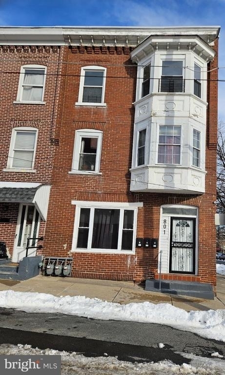 801 N Jordan Street - Photo 0