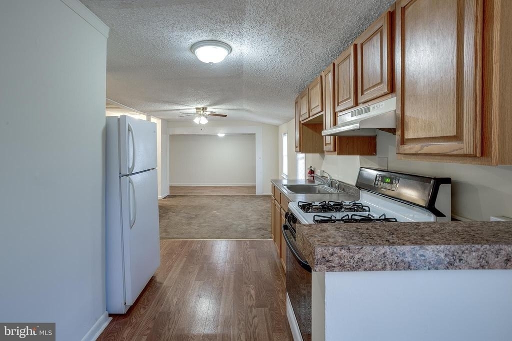 7 Dresser Avenue - Photo 6