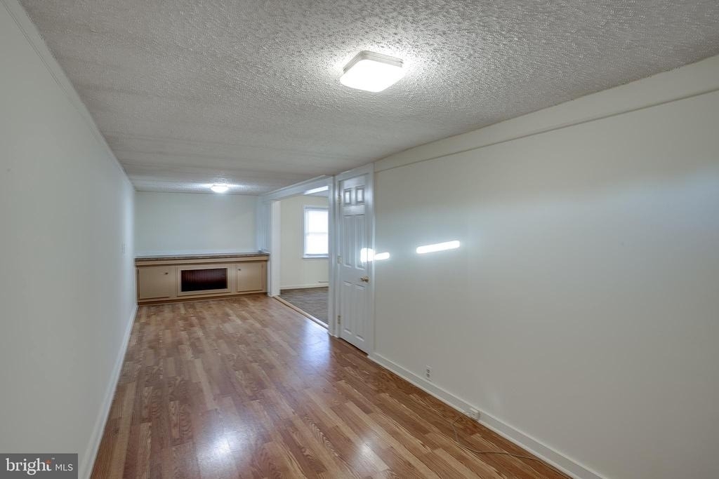7 Dresser Avenue - Photo 3