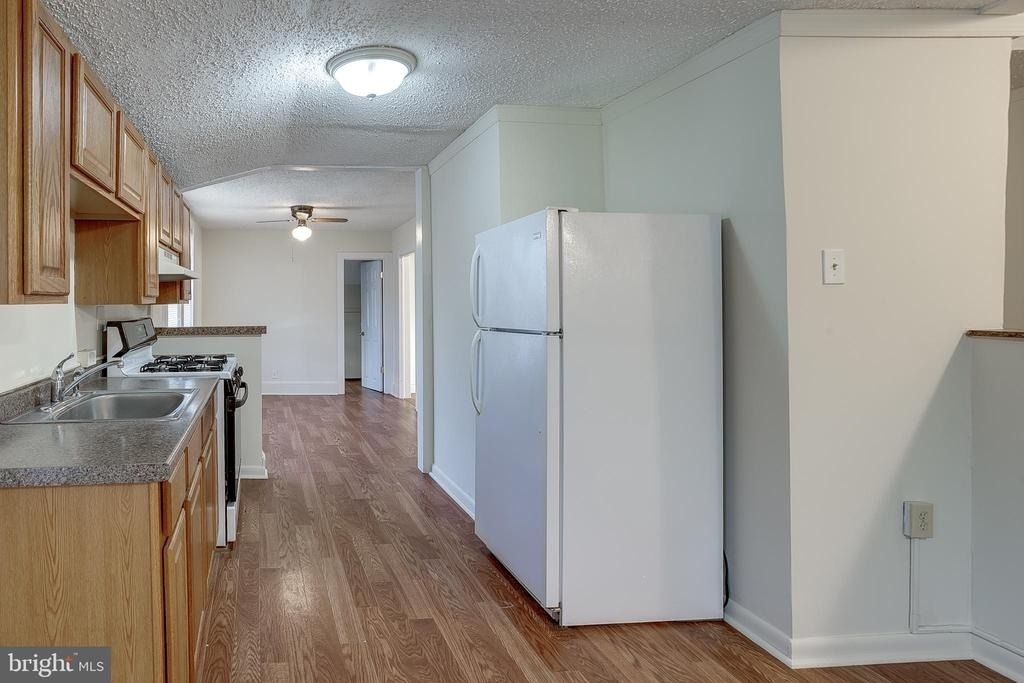 7 Dresser Avenue - Photo 7