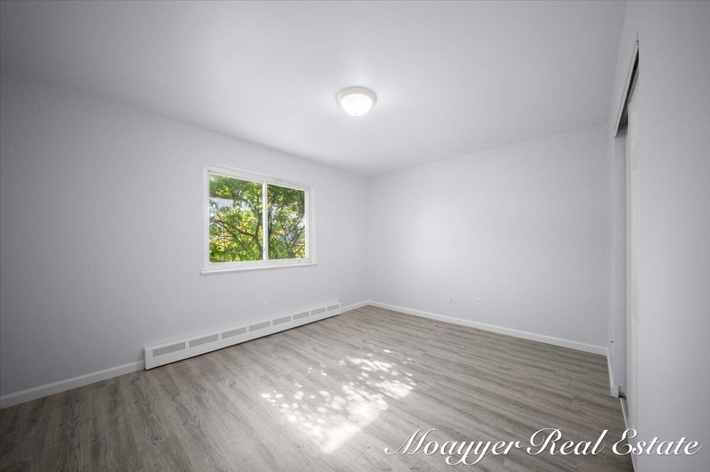 1051 Abbey Court - Photo 13