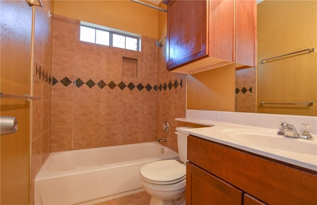 5405 Avenue H - Photo 10