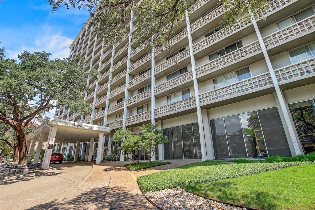 1801 Lavaca St - Photo 0