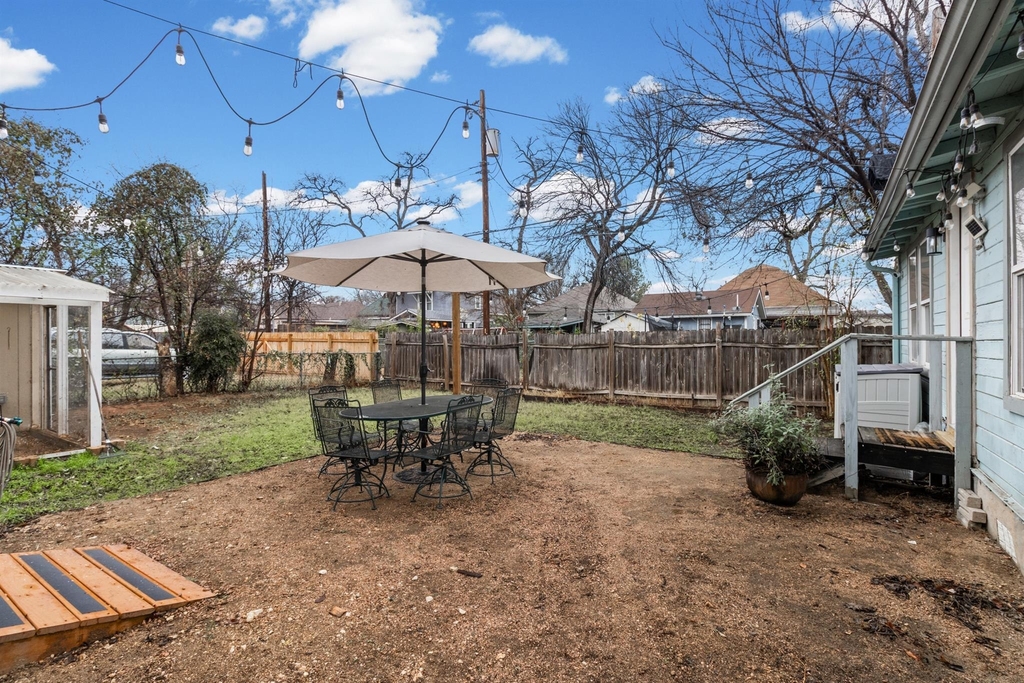 84 Waller St - Photo 19