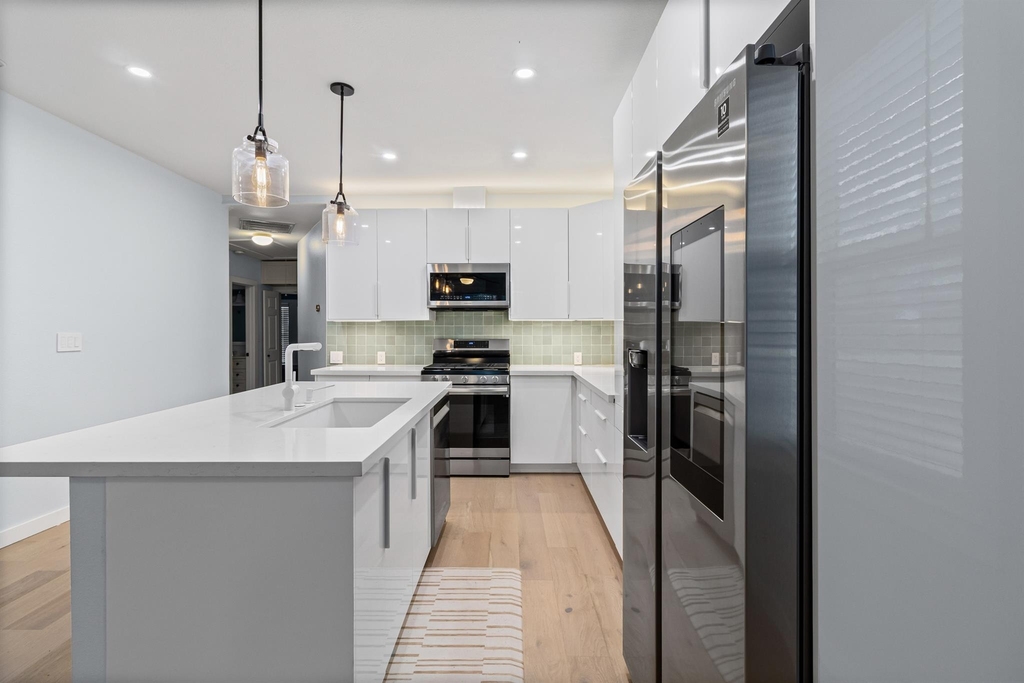 84 Waller St - Photo 6