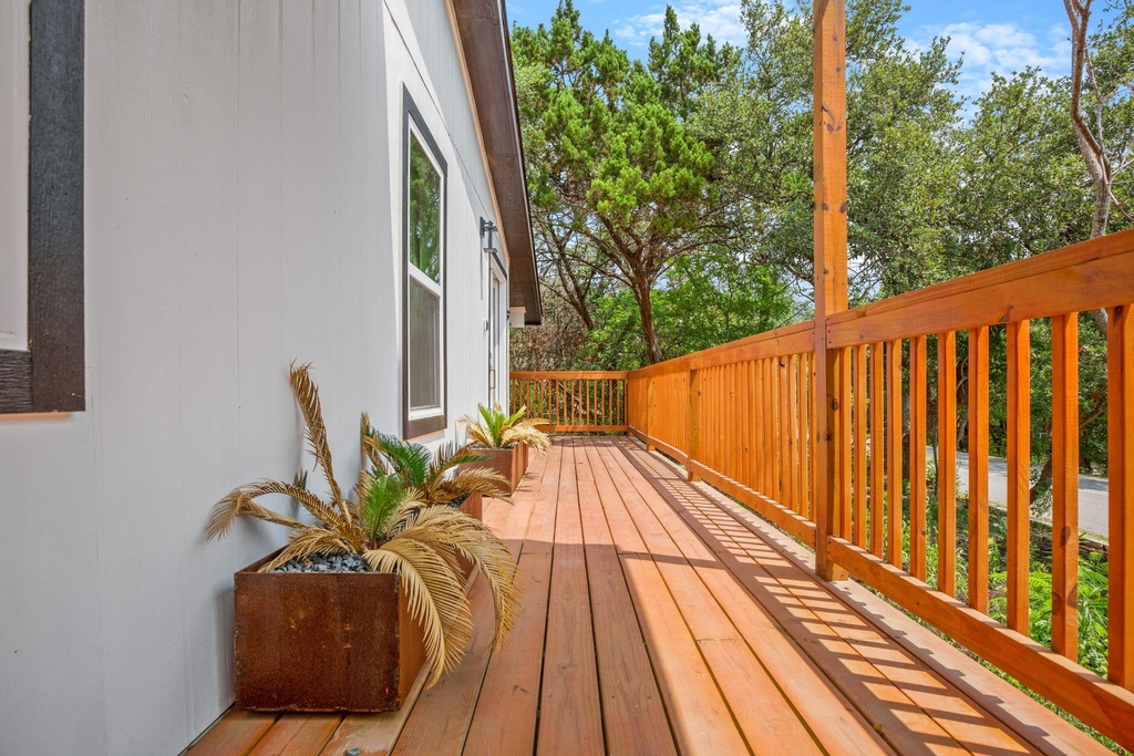 3904 Highland Dr - Photo 1