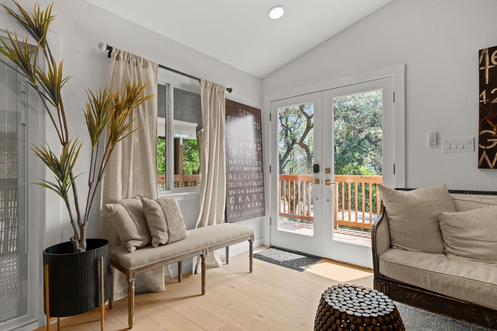 3904 Highland Dr - Photo 5