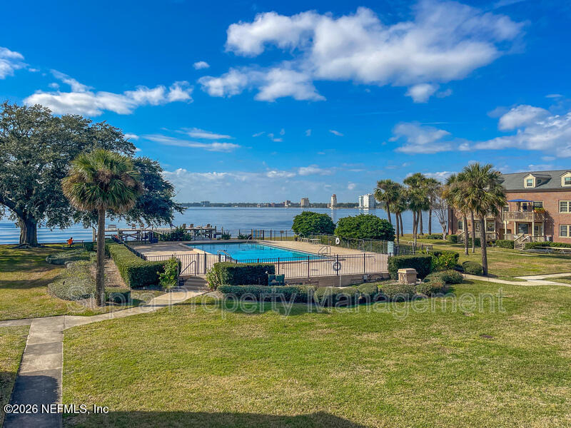 1550 Palm Avenue - Photo 17