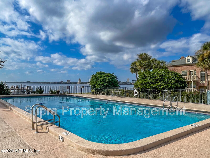 1550 Palm Avenue - Photo 18