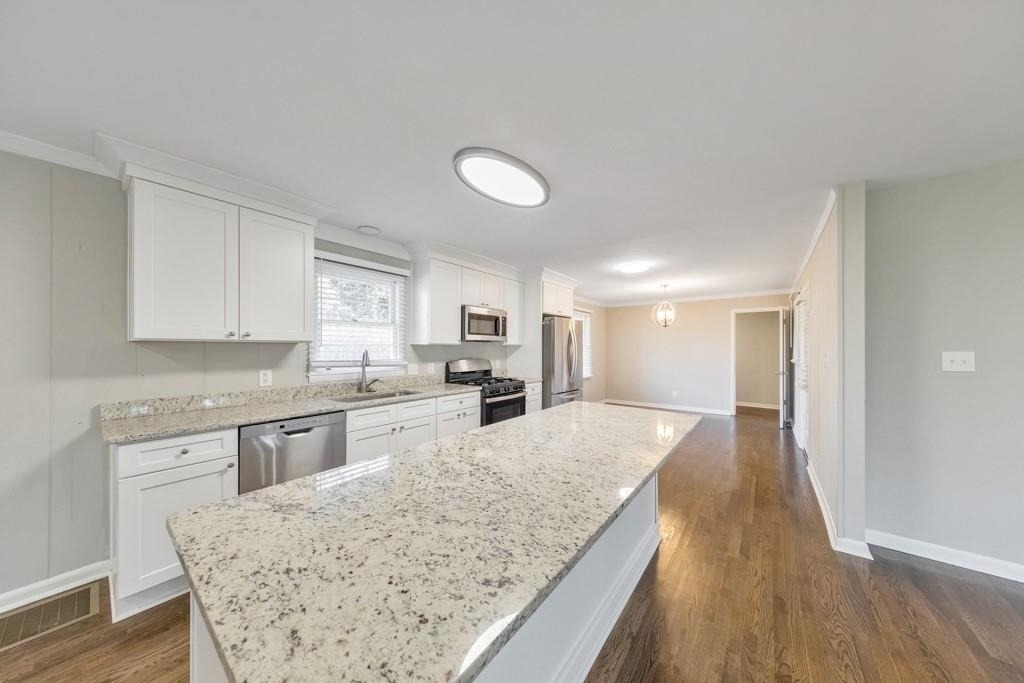 909 Rosedale Drive - Photo 8