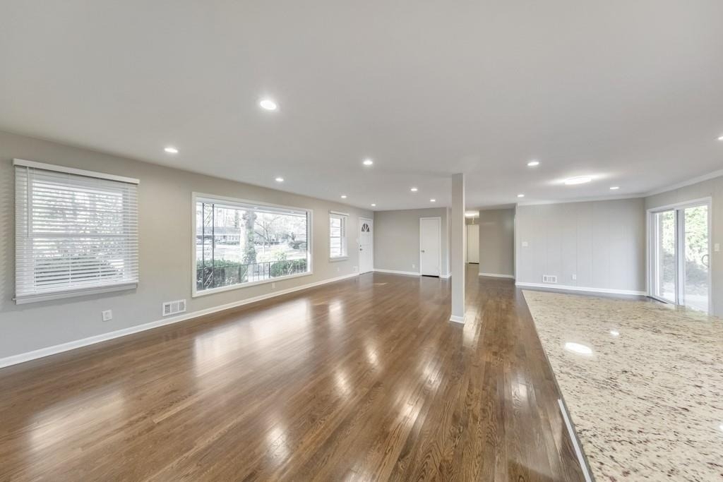 909 Rosedale Drive - Photo 7