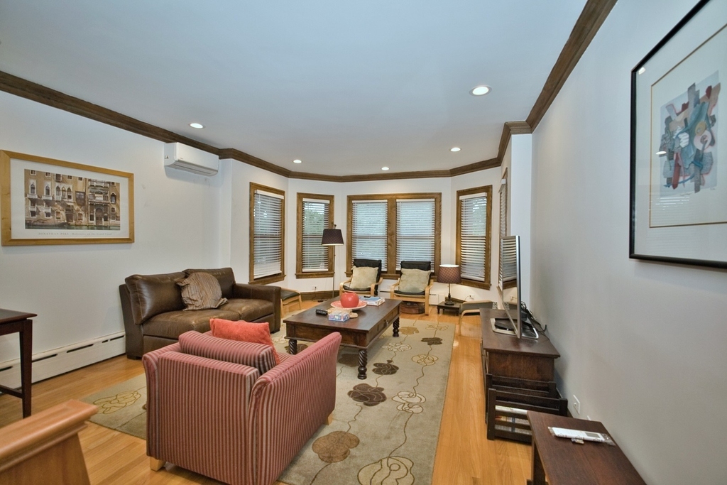 2437 W North Shore Avenue - Photo 29